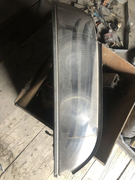 Фары на БМВ Е39правый отличным