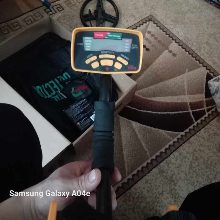 Продам металлоискатель