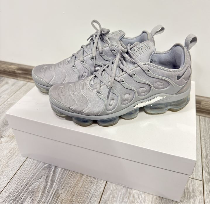 Мъжки маратонки Vapormax plus