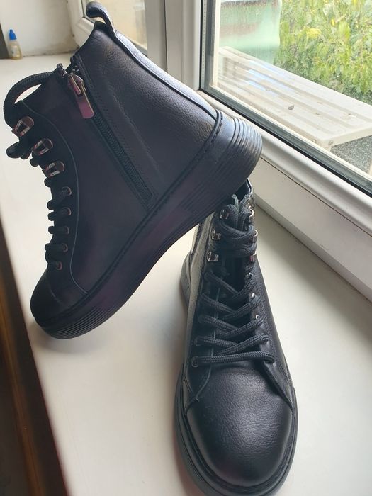 Ботинки натуральная кожа, Турция, новые 39 размер, Турция.