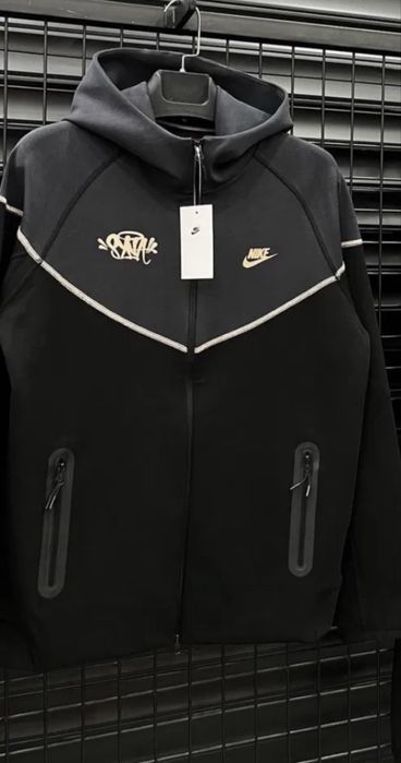 Nike Sportswear Tech Fleece x Central Cee "Life of Syn".