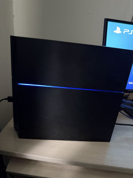 Playstation 4 fat