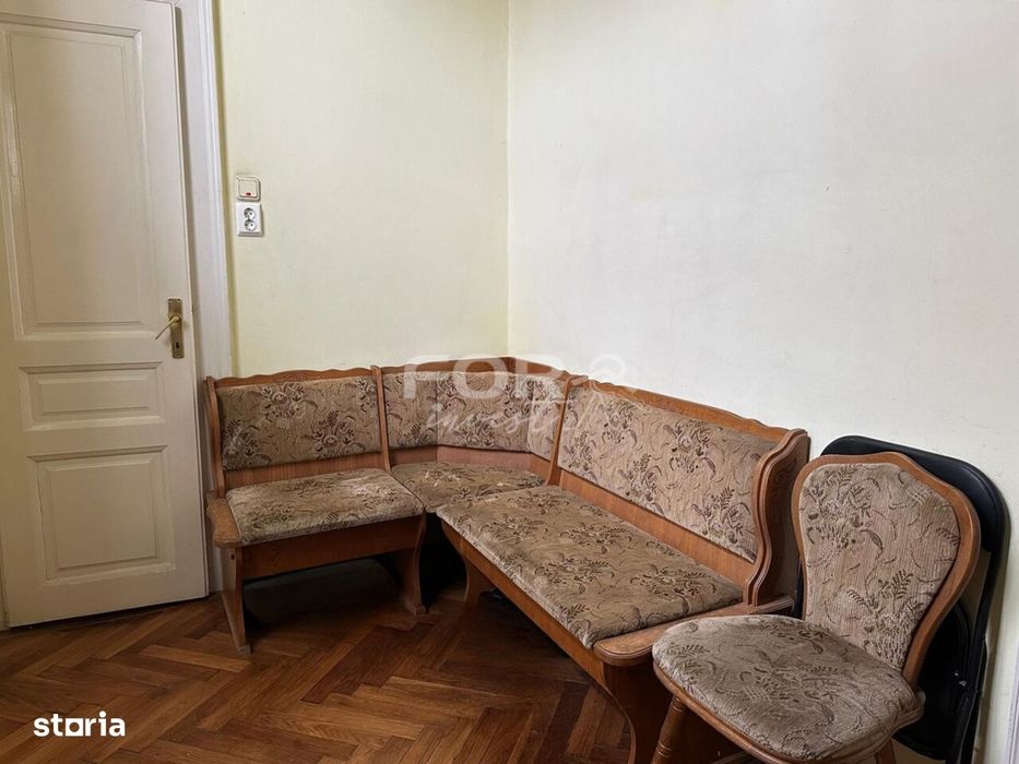 Apartament 2 camere de vanzare,cladire istorica, Piata Unirii