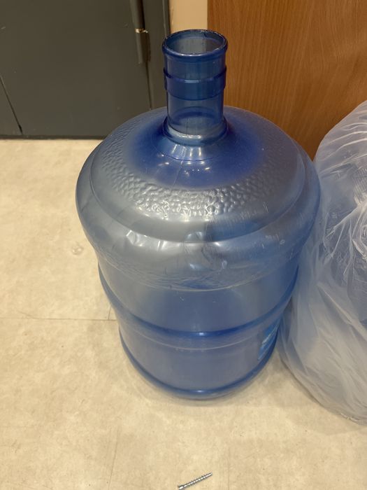 Продам 19 л бутыль