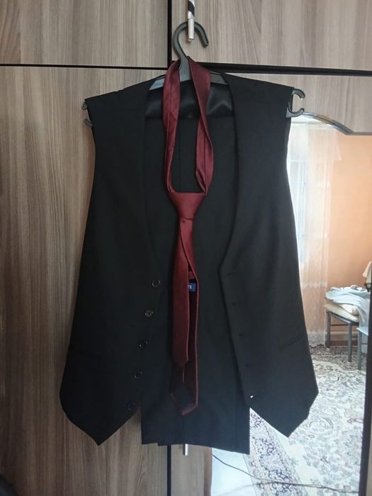 Продам костюм ,в хорошем состоянии