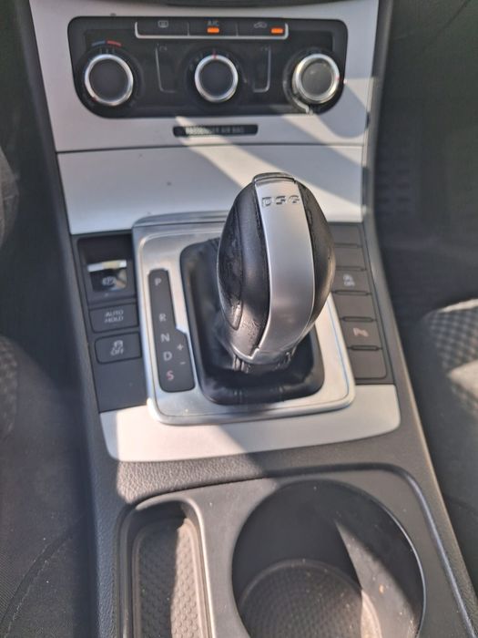 VOLKSWAGEN Passat 2013 — imagine 4