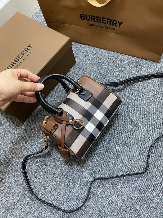 Geanta Burberry Small