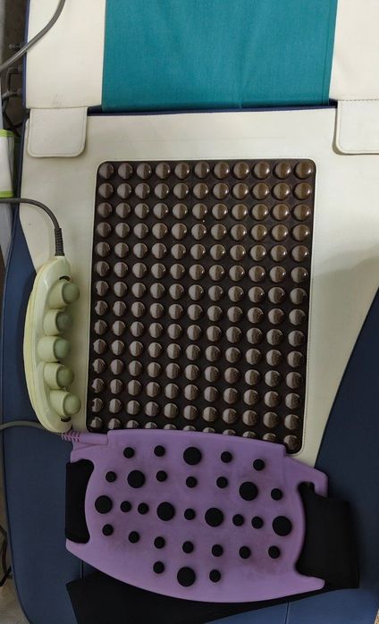 Массажные кровать