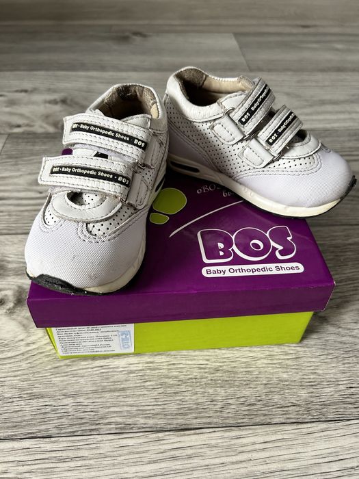 Ортопедические кроссовки , сандали