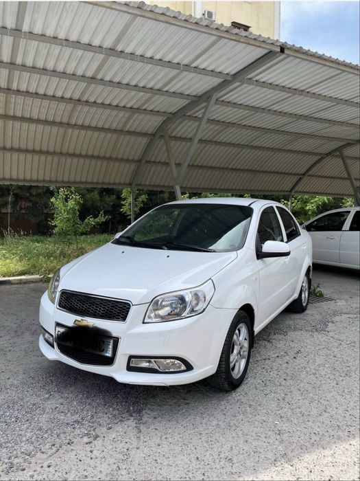Nexia3 2pozitsa sotiladi