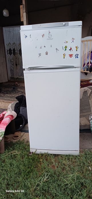 Холодилник и телевизор сатылада