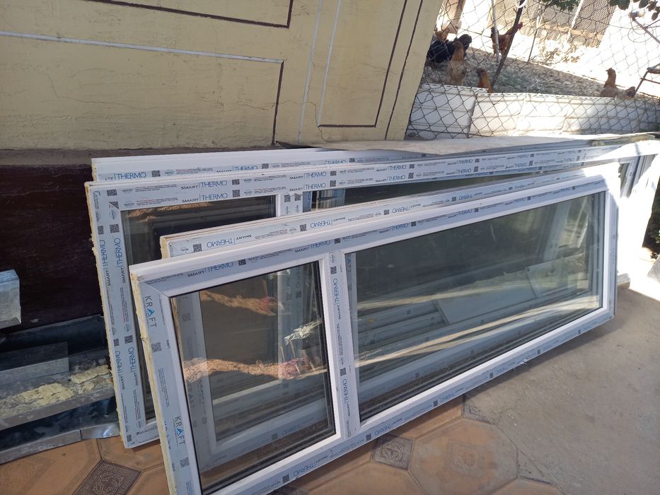 Пластик есік   сатылады бағасына келісеміз.  Продается пласт