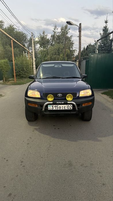 Продам тойота рав 4