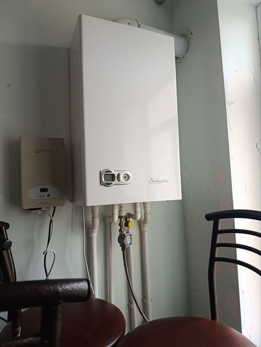 3 xonaliy dom sotiladi