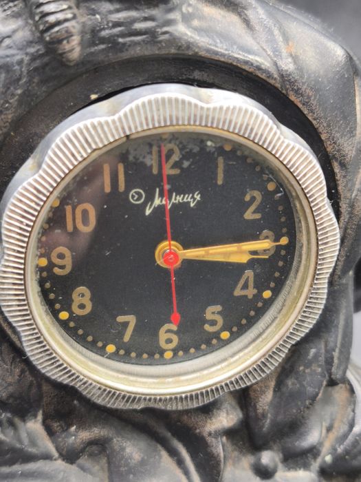 Чугун Касли часы танковые