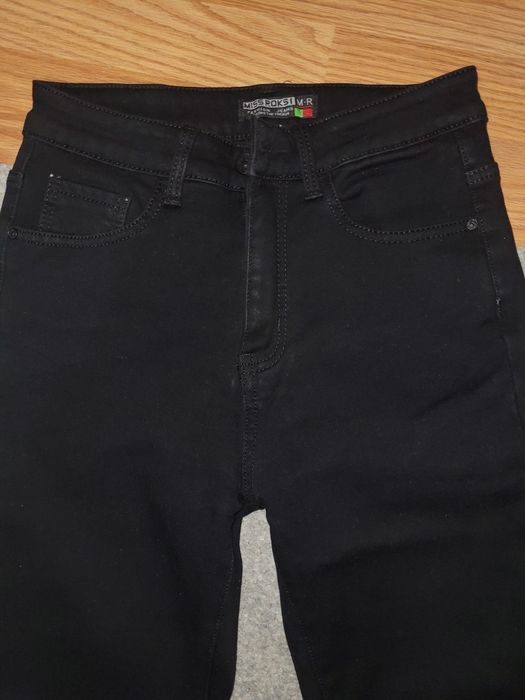 Blugi negri grosi dama