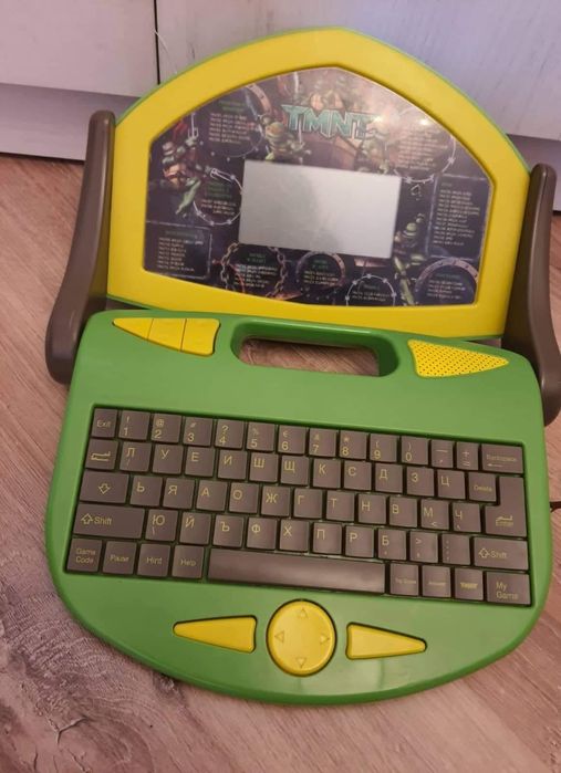 Детски образователен занимателен лаптоп на български език