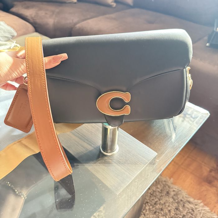 Дамски чанти нови