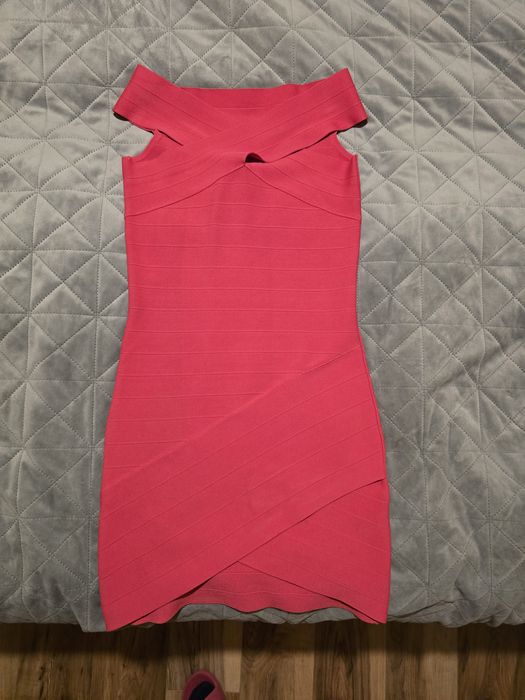 Секси рокля Guess