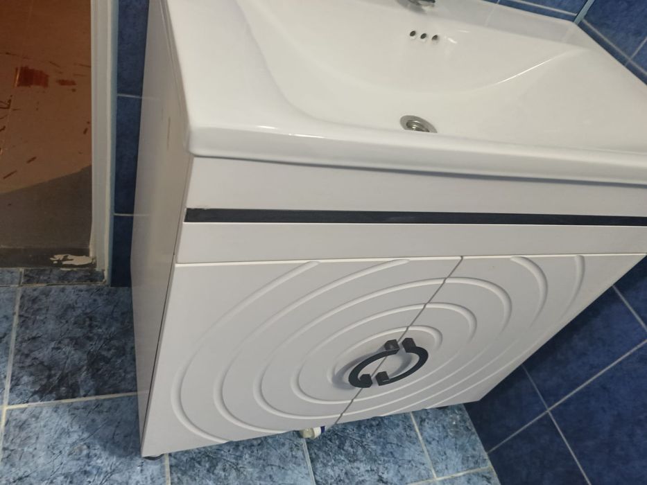 Тумба с раковиной