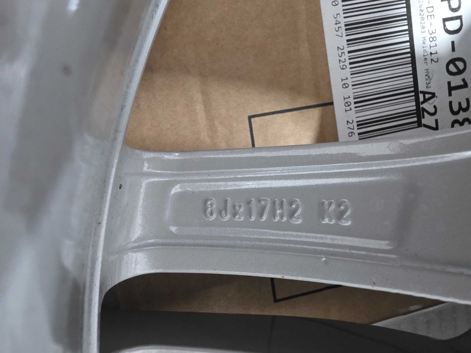Jante 17 BMW F10 F11 F30 F31 X1 X3 E90 E91 8Jx17 ET30 5x120