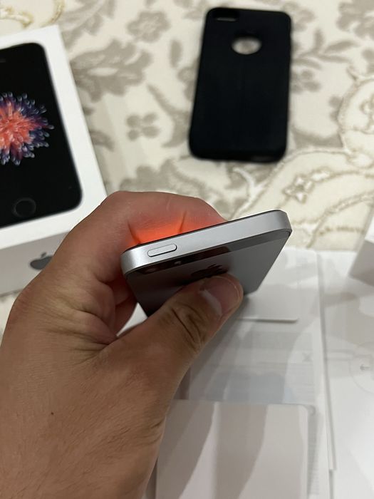Айфон iPhone SE 32GB (2016) EAC 80%