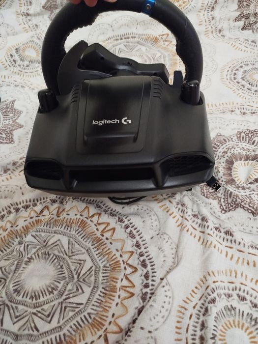 Продавам Logitech G29 със Shifter