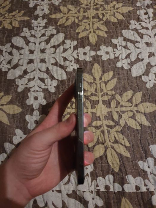 Айфон 12 про продам или обмен