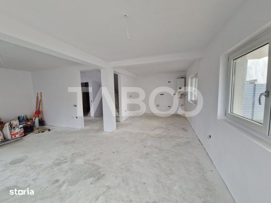 Casa individuala de vanzare 4 camere 300 mp teren Exterior Sibiu