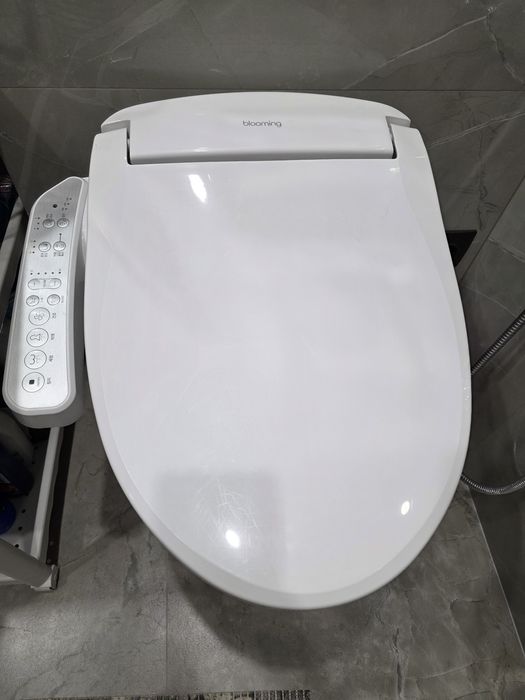 Умная  крышка - биде