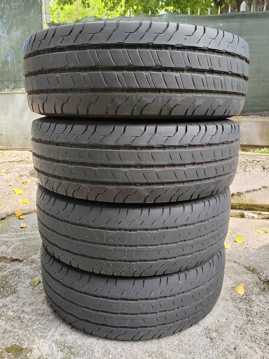 215/65/16 4бр.Continental Бусови гуми