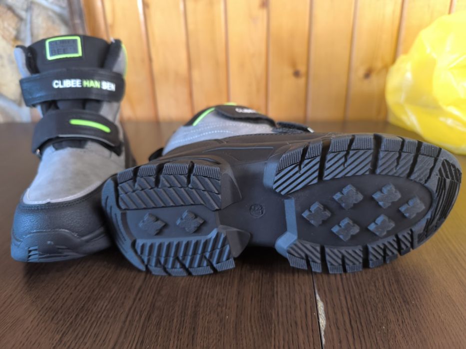 Боти за момче 37 номер