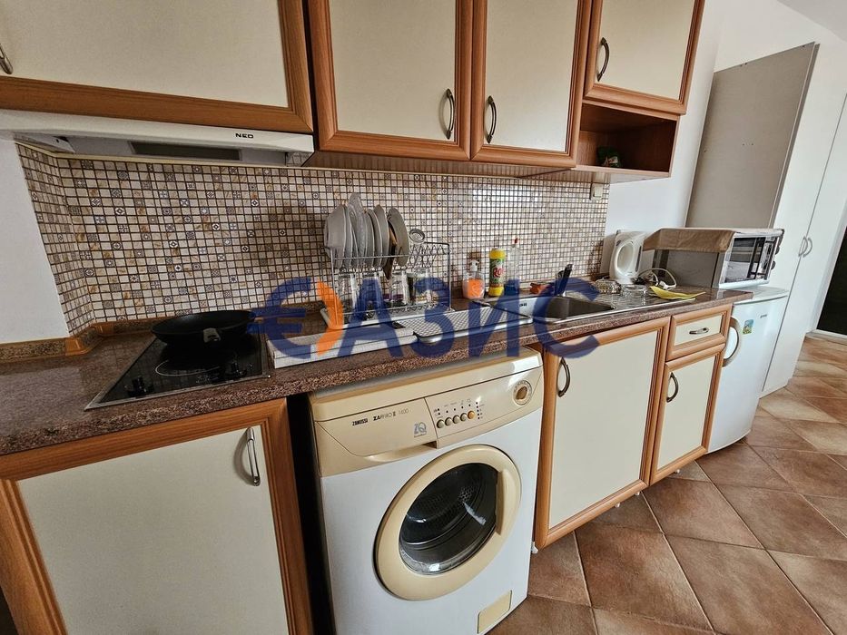 Продава се Двустаен апартамент в к.к. Слънчев бряг - 55 кв.м за 819 €/кв.м - Снимка #3