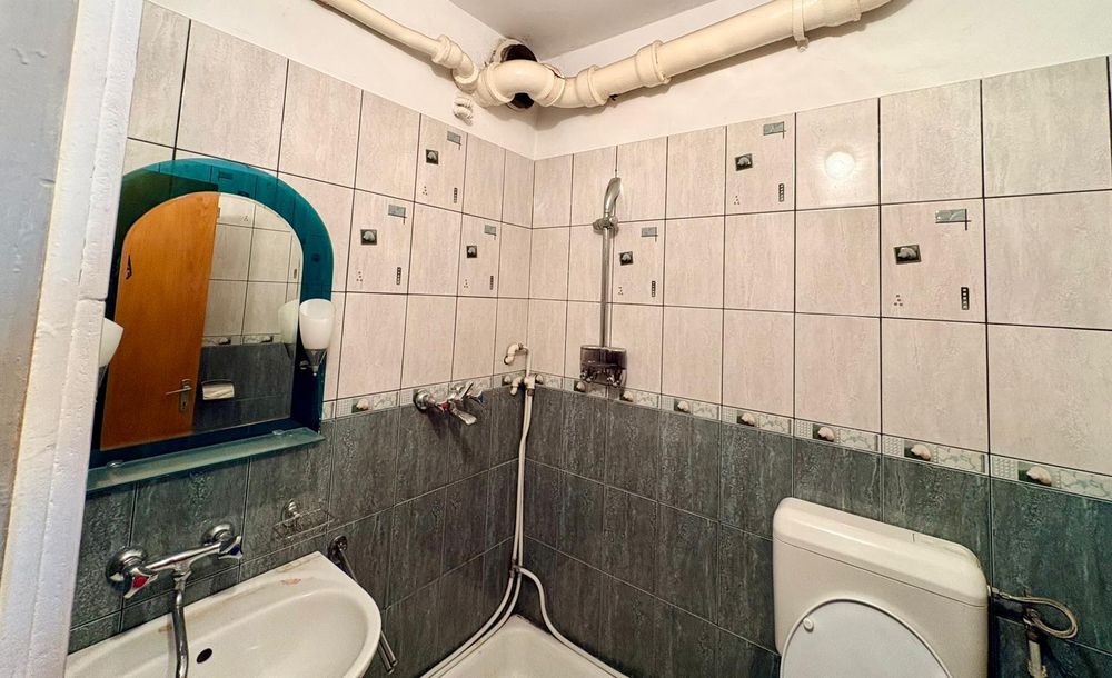 Apartament 4 camere confort sporit, 98 mp,  strada Culturii