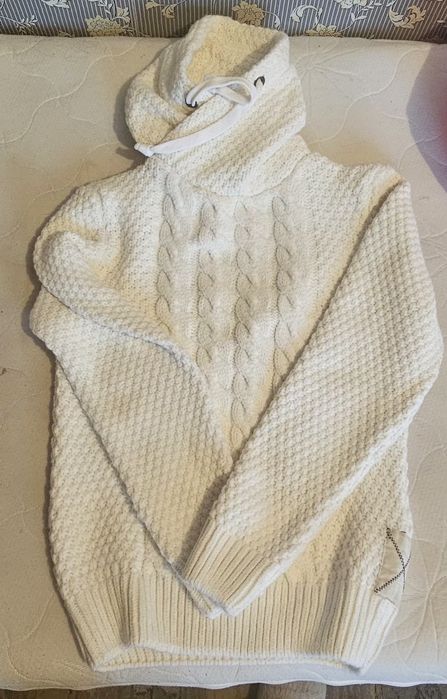 Продам кофту, свитер