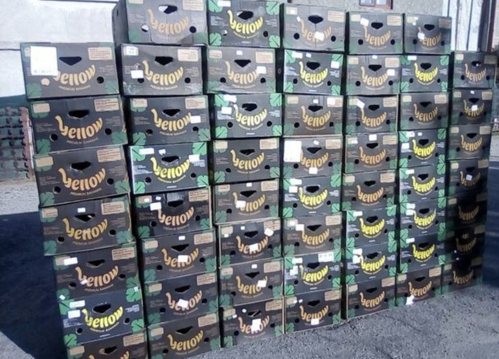 Vând baxuri de Banane