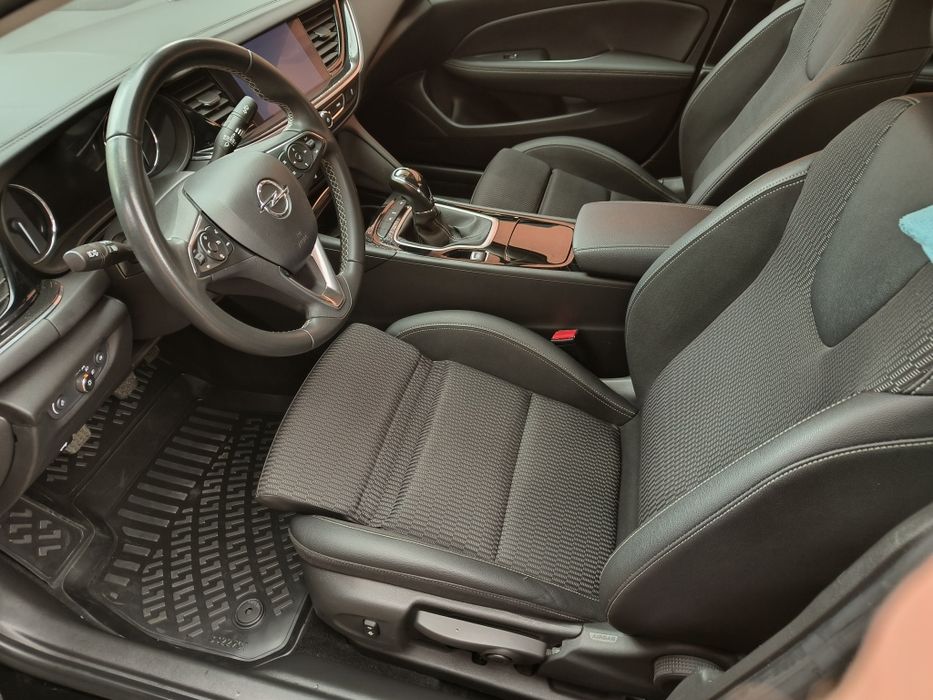 Faruri led iLux matrix,unic proprietar in Romania