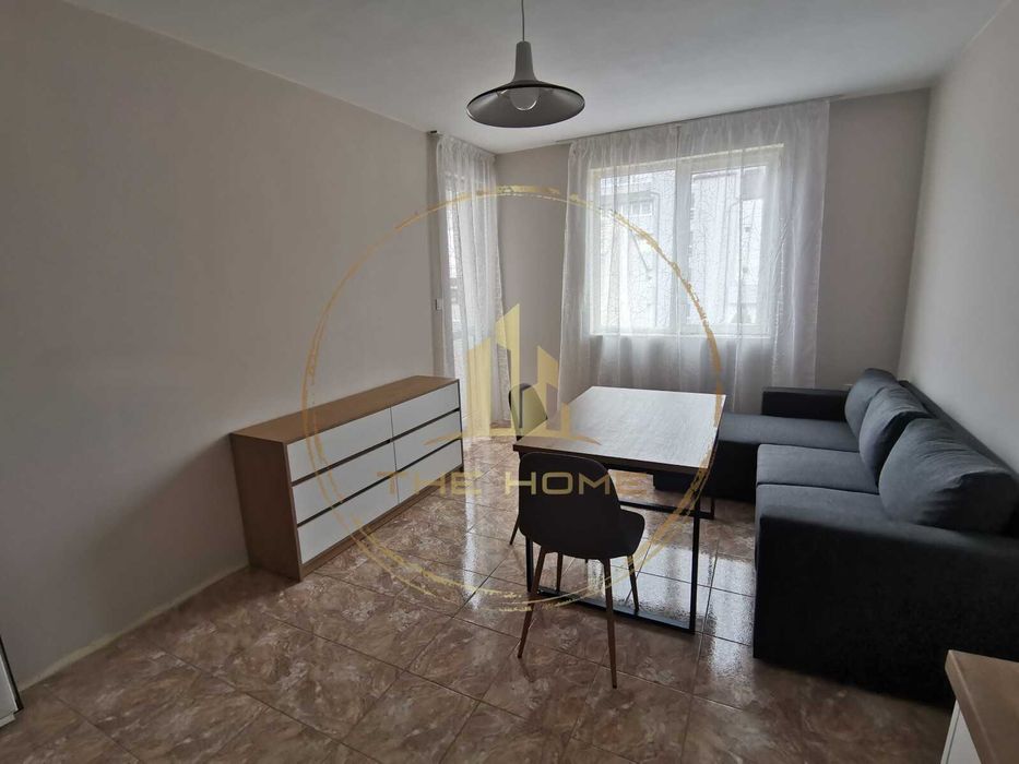 Дава се под наем Двустаен апартамент в Варна, Колхозен пазар - 45 кв.м за 425 € - Снимка #2