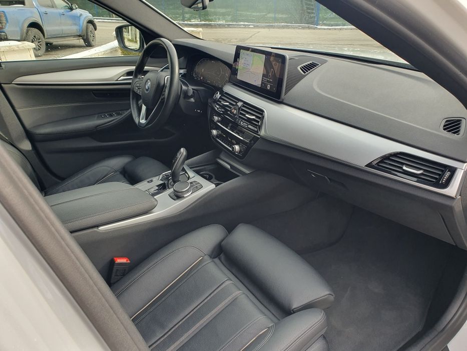 2022 Bmw 520e 204 cp plug in hybrid laser