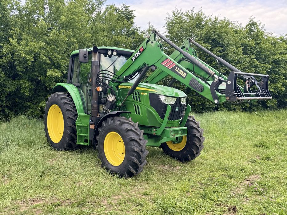 Tractor John Deere 6125 M  cu Incarcator Frontal Profesional