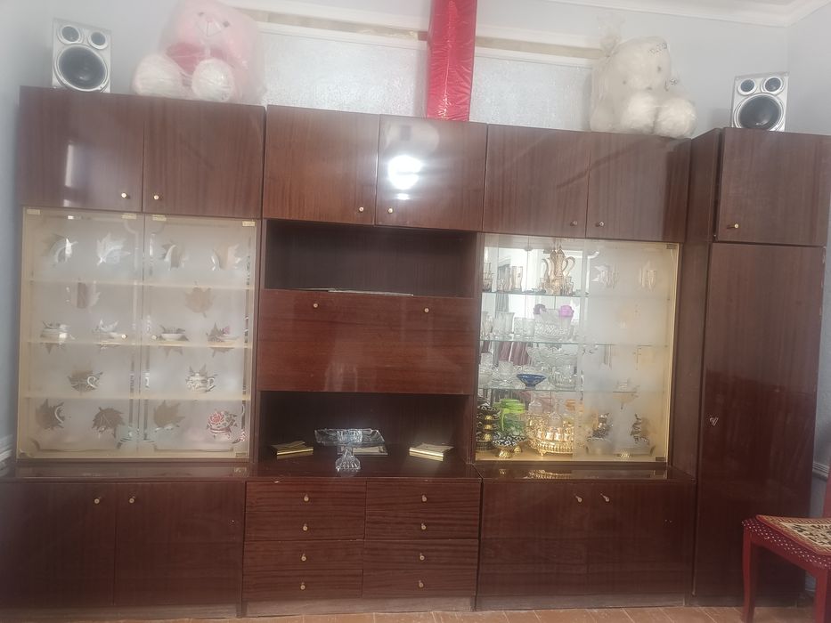 Стуль12штук.детс шкаф.ковры.стенка