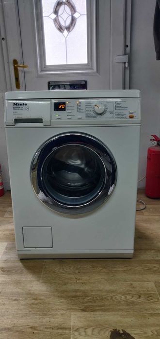 Masina de spalat Automata Miele W3371 de 7 kg