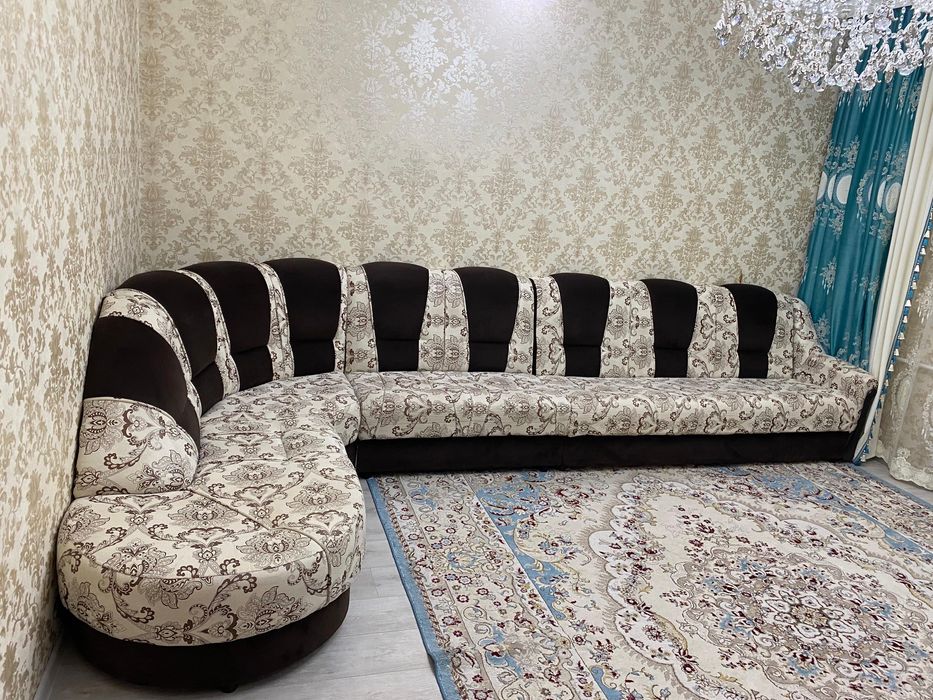 Продам диван уголок