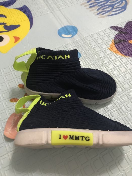 Темно-синие кроссовки 27 р