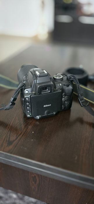 Aparat foto DSLR NIKON D5000