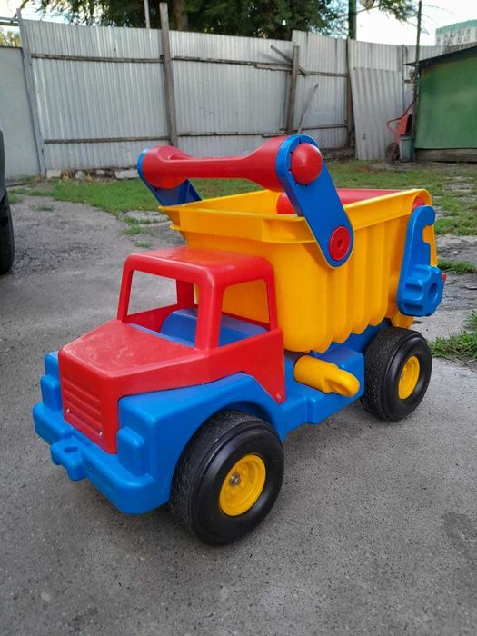 детский самосвал