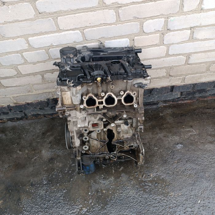 Двигатель Шевроле оникс , блок пробит