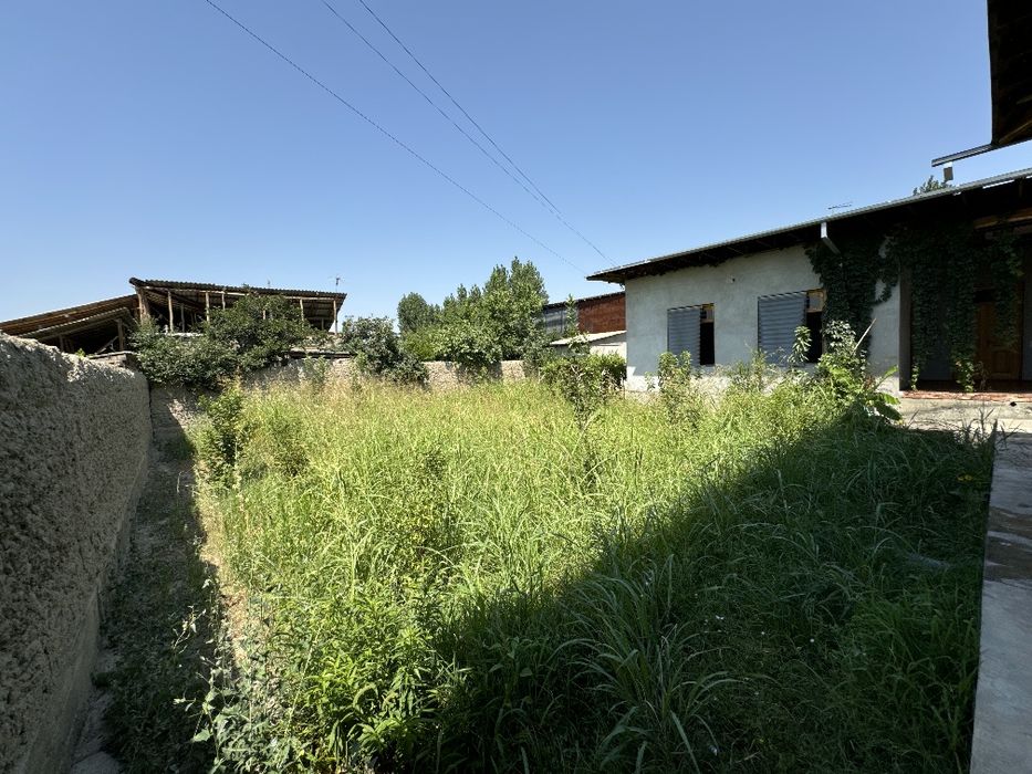 6sotixli uy sotiladi