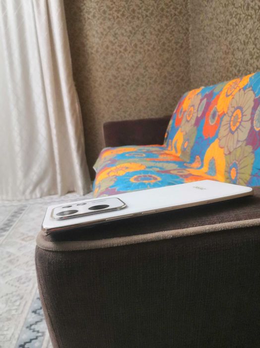 Телефон. Infinix zero30.смартфон