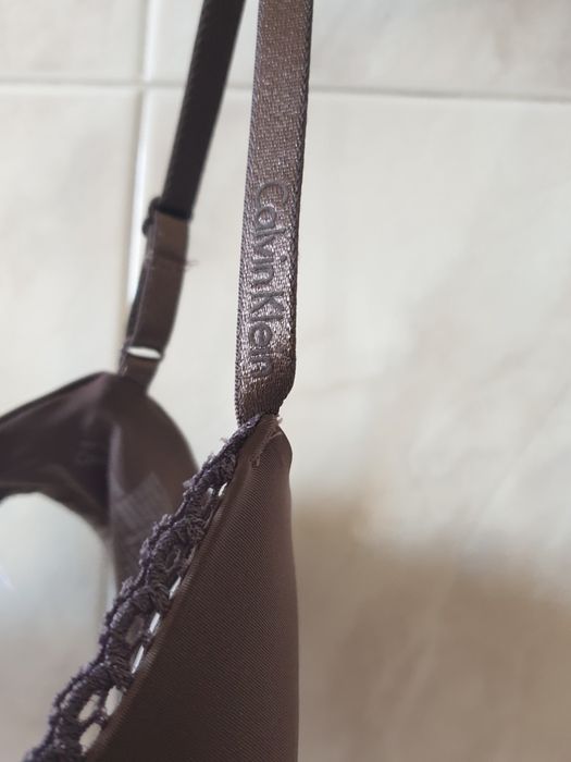 ОРИГИНАЛЕН ***Calvin Klein сутиен